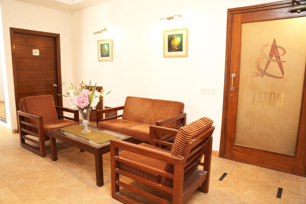 Hotel H26 Chandigarh Luaran gambar