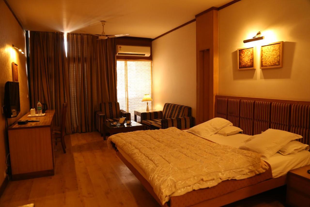 Hotel H26 Chandigarh Luaran gambar